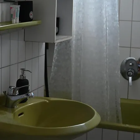 Privatunterkunft Privates In Auf Der Karthause